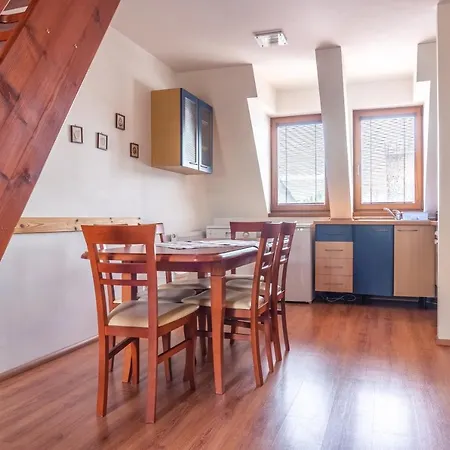 Ac Mezonetovy Apartman Iva Apartament *